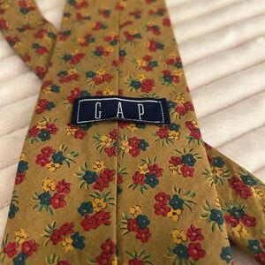 Vtg GAP 90s Floral Necktie